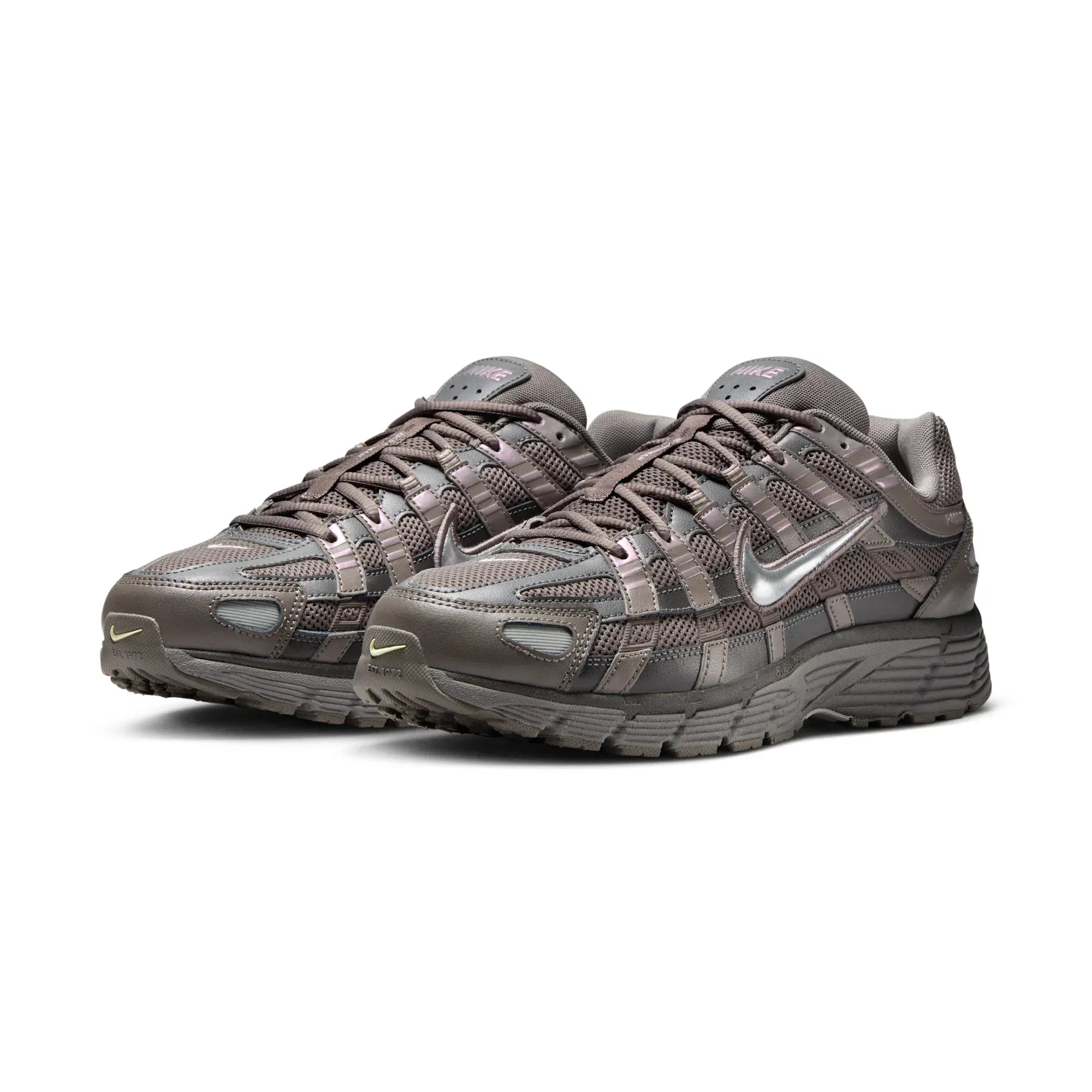 Nike P-6000 Cave Stone Metallic Silver — 5.5 UK — Back View