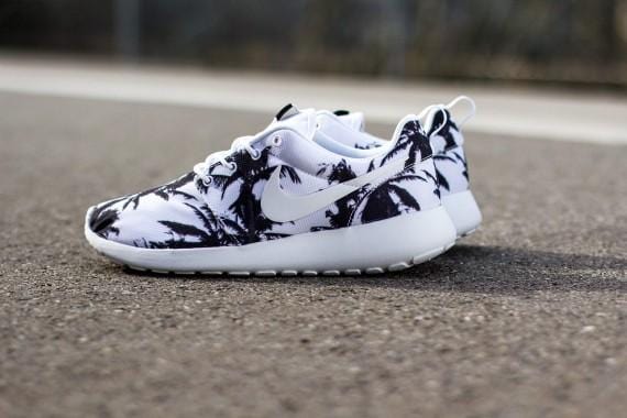 Nike Roshe Run 'Palm Trees' — UK 3 | EU 35.5 | US 3.5 — Side View