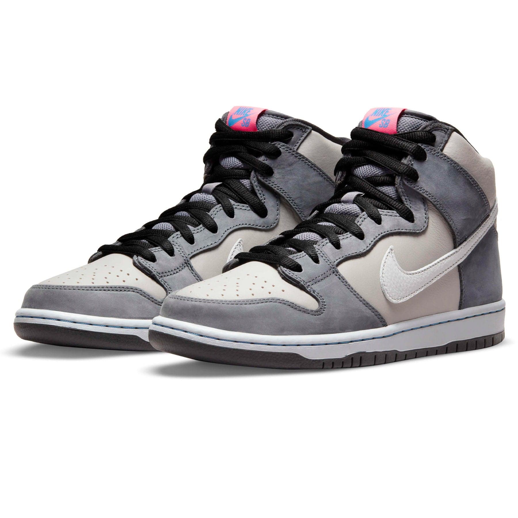 Nike Dunk High Pro SB 'Medium Grey' — UK 3 | EU 35.5 | US 3.5 — Side View