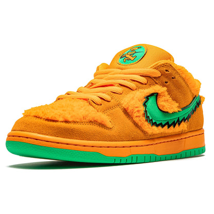 Grateful Dead x Nike Dunk Low SB 'Orange Bear' — UK 3 | EU 35.5 | US 3.5 — Top View