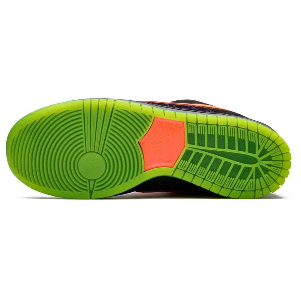 Nike Dunk Low SB 'Night of Mischief' — UK 3 | EU 35.5 | US 3.5 — Detail View