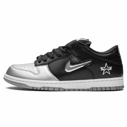 Supreme x Nike Dunk SB Low QS 'Metallic Silver' — UK 3 | EU 35.5 | US 3.5 — Front View