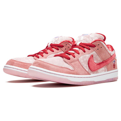 StrangeLove x Nike Dunk Low SB 'Valentine's Day' — UK 3 | EU 35.5 | US 3.5 — Side View