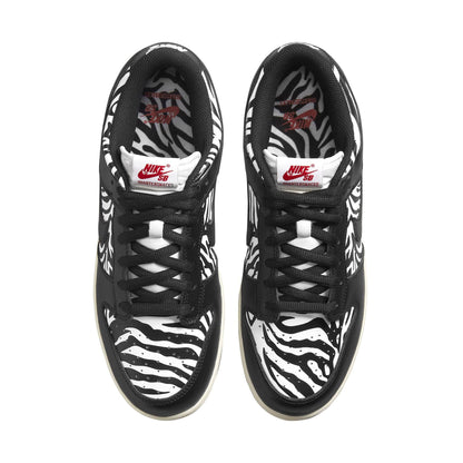 Nike Dunk Low SB x Quartersnacks 'Little Debbie's Zebra Cakes' — UK 3 | EU 35.5 | US 3.5 — Back View