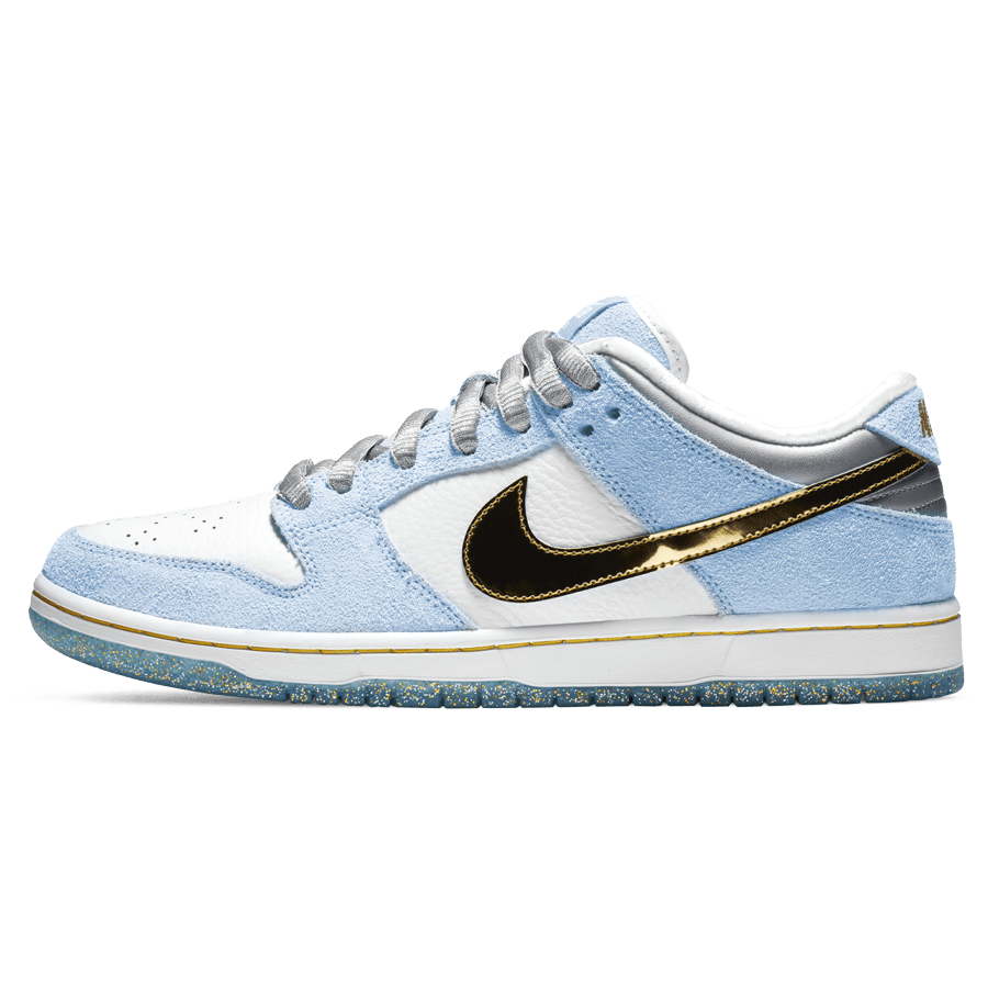Sean Cliver x Nike Dunk Low SB 'Holiday Special' — UK 3 | EU 35.5 | US 3.5 — Front View