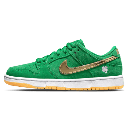 Nike Dunk Low SB ‘St. Patrick’s Day’ — UK 3 | EU 35.5 | US 3.5 — Front View
