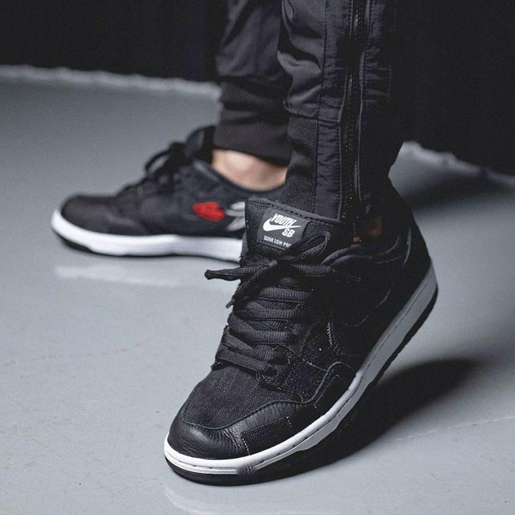 Wasted Youth x Nike Dunk Low SB 'Black Denim' — UK 3 | EU 35.5 | US 3.5 — Alternate View 9