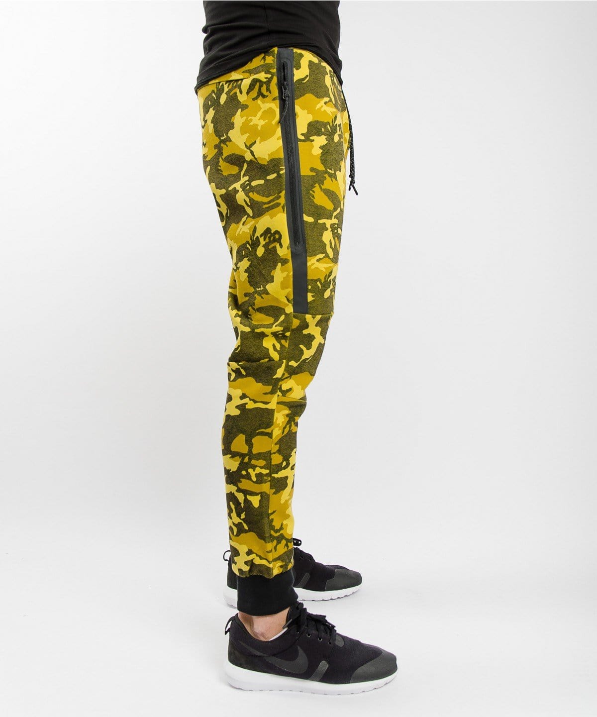 Nike Tech Fleece Pants Camo Yellow — XXS — Detail View