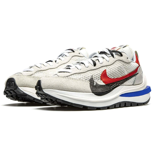 Sacai x Nike VaporWaffle ‘Sail’ — UK 3 | EU 35.5 | US 3.5 — Side View