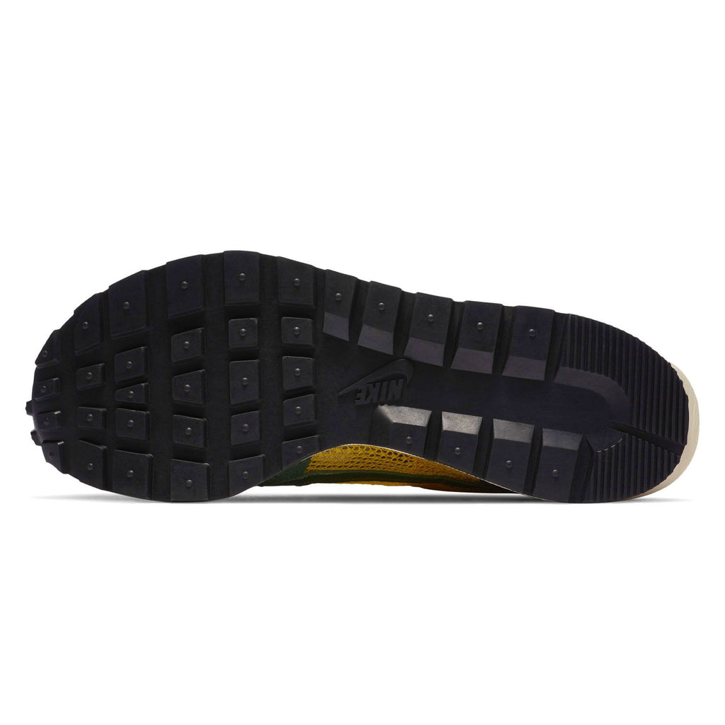 Sacai x Nike VaporWaffle 'Tour Yellow' — UK 3 | EU 35.5 | US 3.5 — Detail View