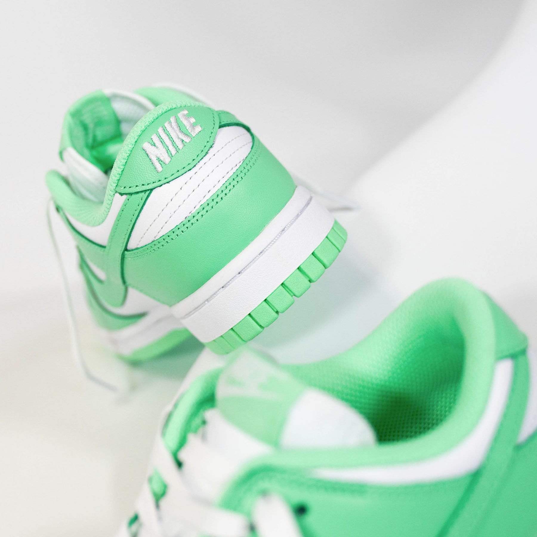 Nike Dunk Low Wmns 'Green Glow' — UK 2.5 | EU 35.5 | US 5 — Alternate View 7
