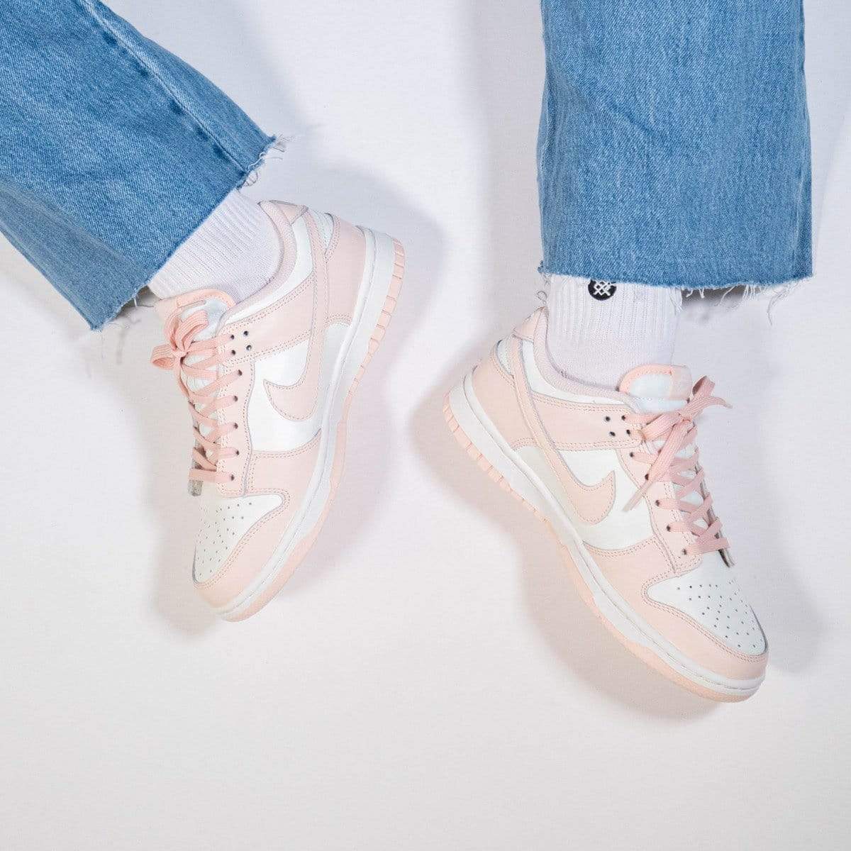 Nike Dunk Wmns Low 'Orange Pearl' — UK 2.5 | EU 35.5 | US 5 — Alternate View 7