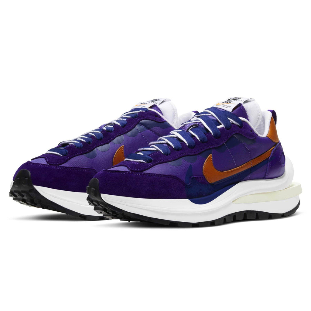 sacai x Nike VaporWaffle 'Dark Iris' — UK 3 | EU 35.5 | US 3.5 — Side View