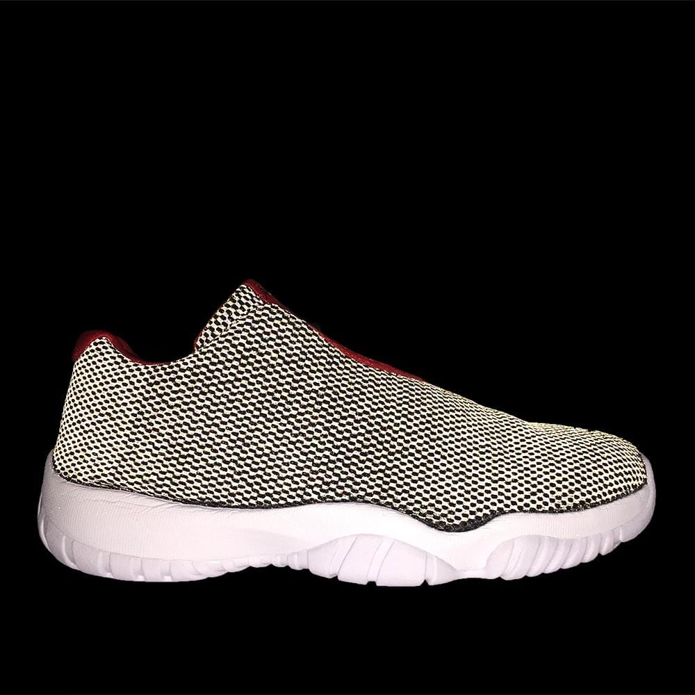 AIR JORDAN FUTURE LOW BRED REFLECTIVE — UK 3 | EU 35.5 | US 3.5 — Side View