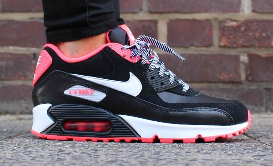 Nike Air Max 90 (GS) Hyperpunch — UK 13.5 | EU 32 | US 1Y — Top View