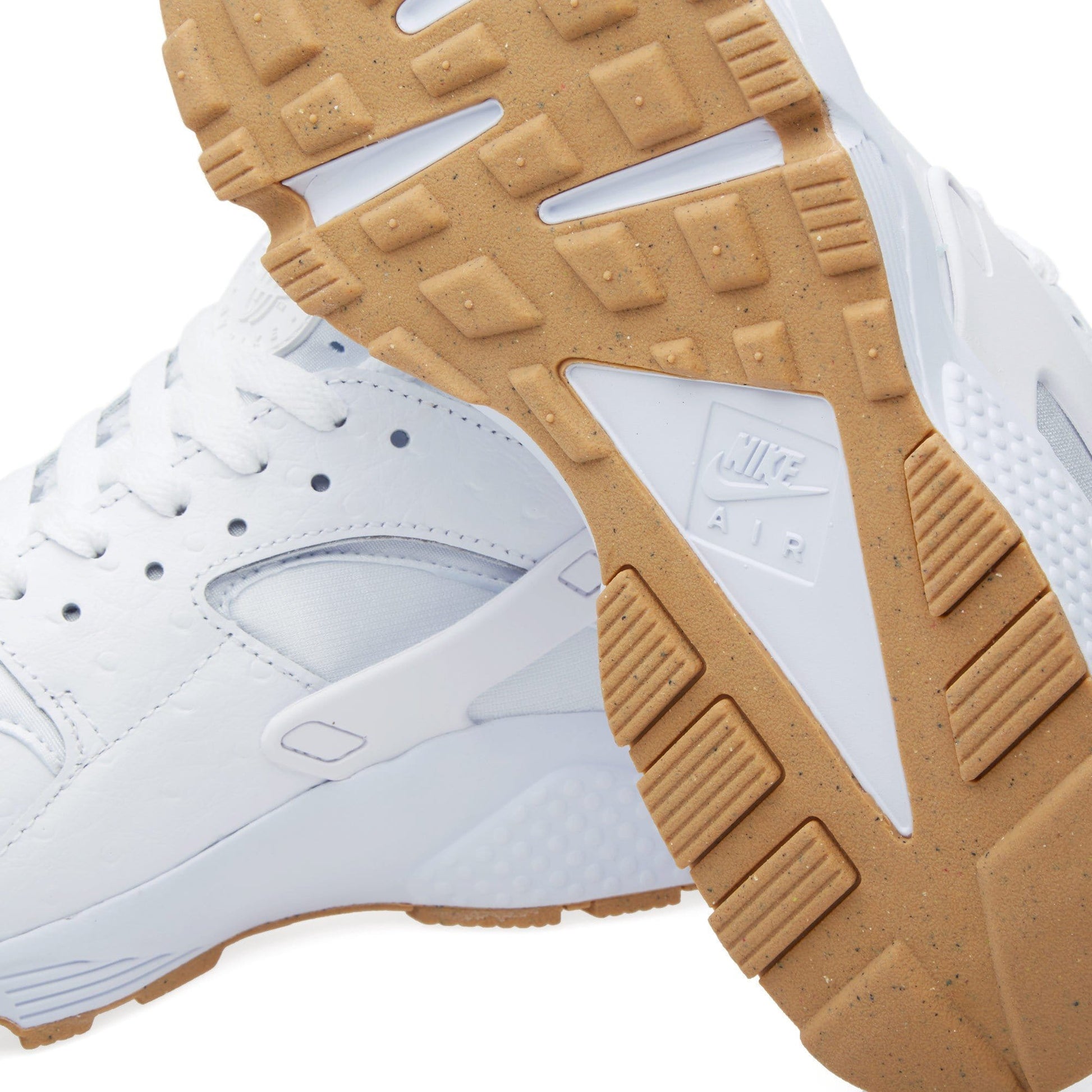 NIKE AIR HUARACHE RUN White & Gum — UK 3 | EU 35.5 | US 3.5 — Lifestyle View