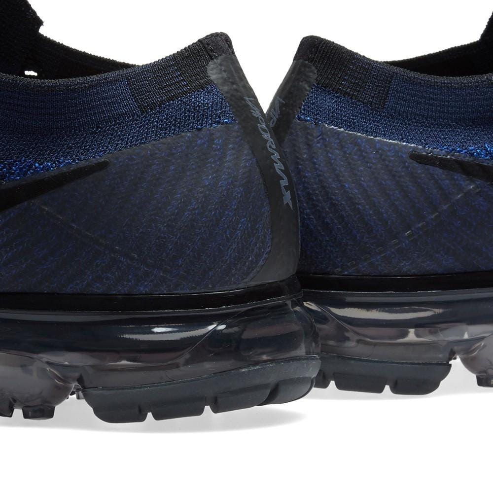 Nike Air VaporMax Flyknit Collegiate Navy — UK 3 | EU 35.5 | US 3.5 — Lifestyle View