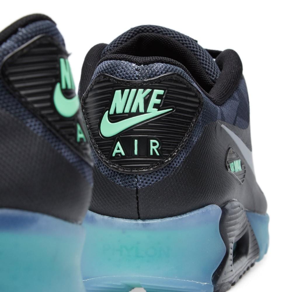 NIKE AIR MAX 90 ICE QS — UK 3 | EU 35.5 | US 3.5 — Lifestyle View