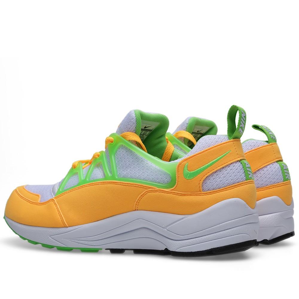 NIKE AIR HUARACHE LIGHT Atomic Mango & Action Green — UK 3 | EU 35.5 | US 3.5 — Alternate View 8