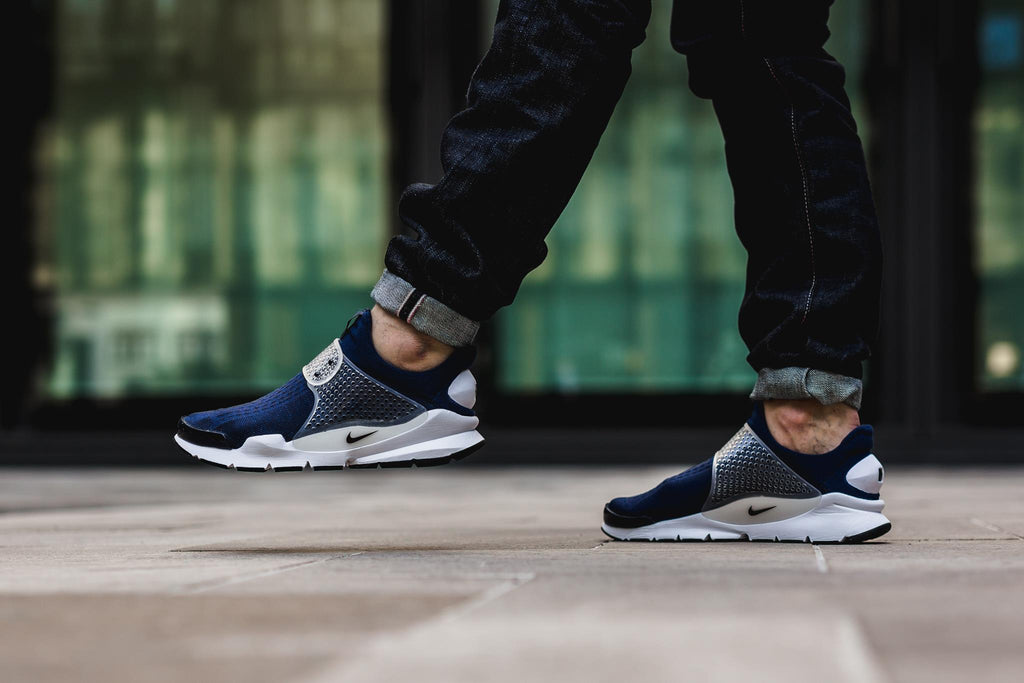 Nike Sock Dart Midnight Navy — UK 3 | EU 35.5 | US 3.5 — Side View