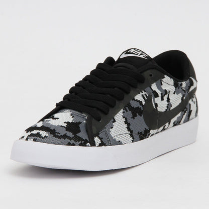 Nike Tennis Classic AC KJCRD White-Black — UK 3 | EU 35.5 | US 3.5 — Lifestyle View