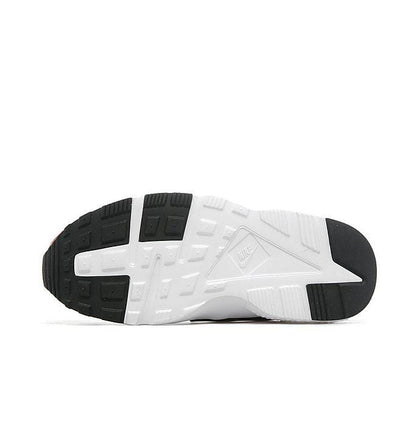 Nike Air Huarache Children 'Wolf Grey-Bright Crimson-Black' — UK 10C | EU 27.5 | US 10.5C — Detail View