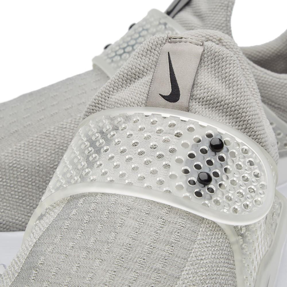 Nike Sock Dart Medium Grey — UK 3 | EU 35.5 | US 3.5 — Top View