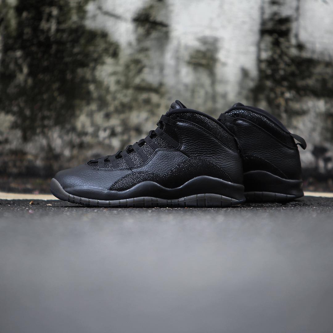 AIR JORDAN 10 OVO BLACK — UK 3 | EU 35.5 | US 3.5 — Lifestyle View