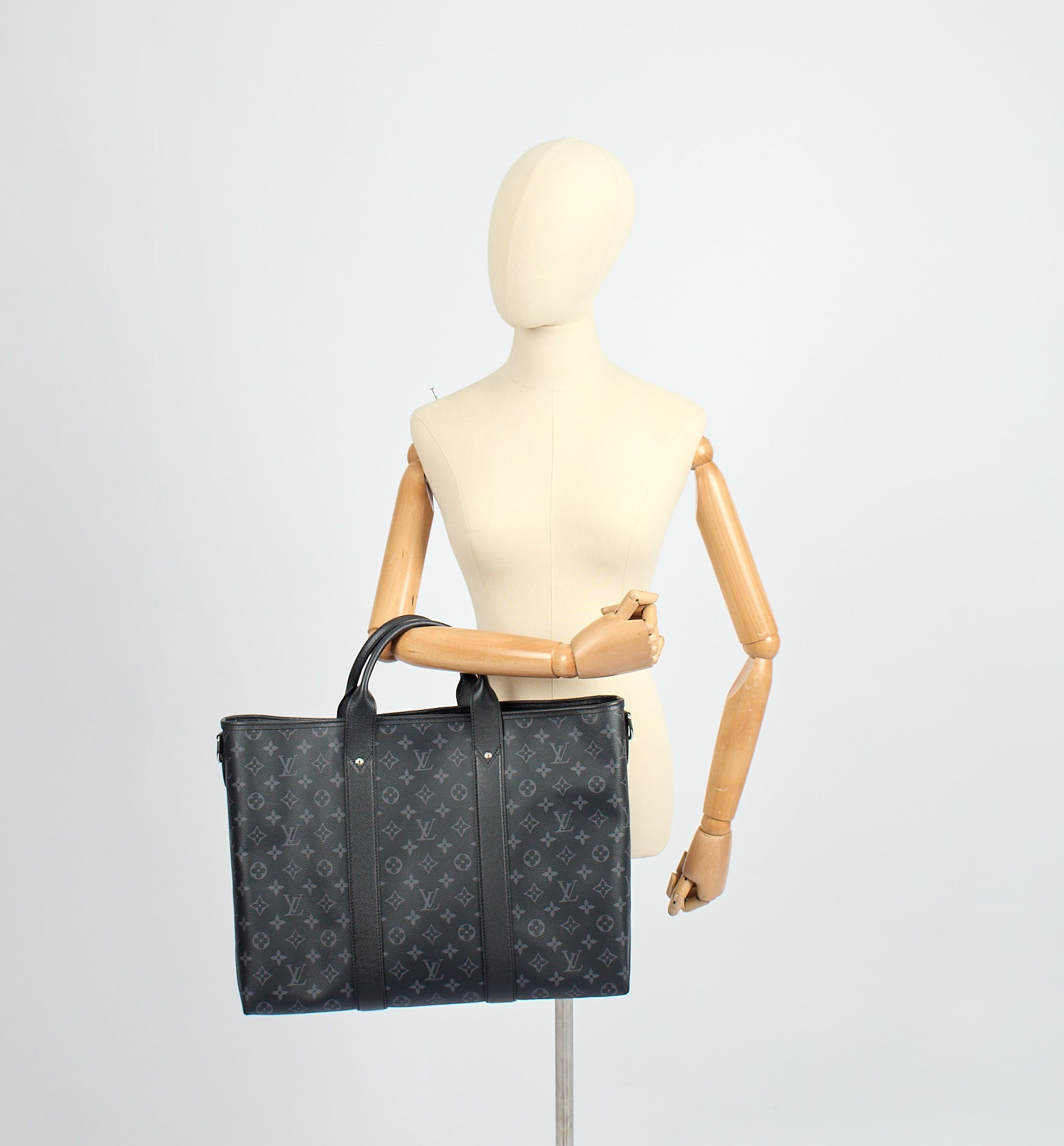 Louis Vuitton Tote Sac Plat 24H Tote in Monogram Eclipse, Canvas — Side View