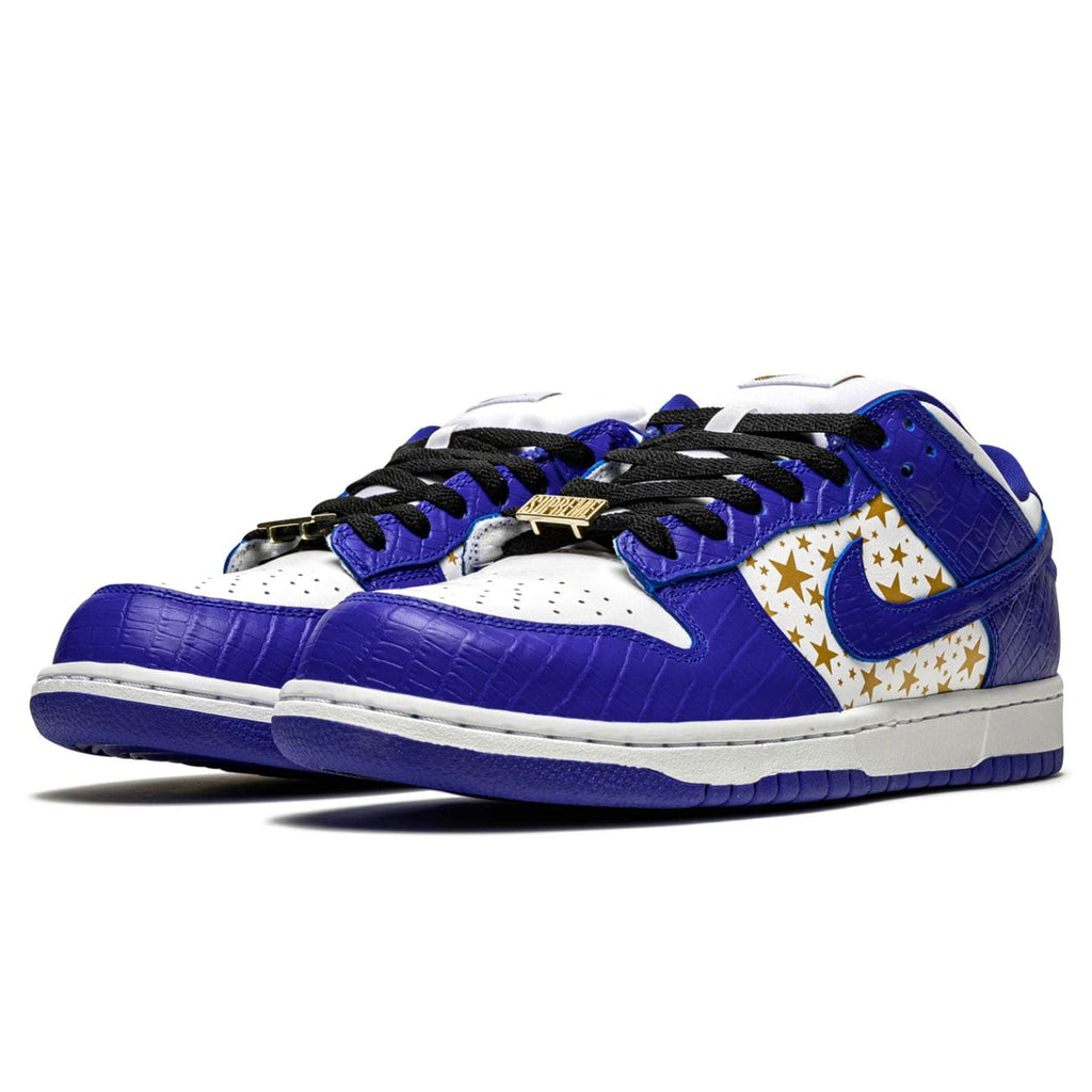 Supreme x Nike Dunk Low OG SB QS 'Hyper Royal' — UK 3 | EU 35.5 | US 3.5 — Side View