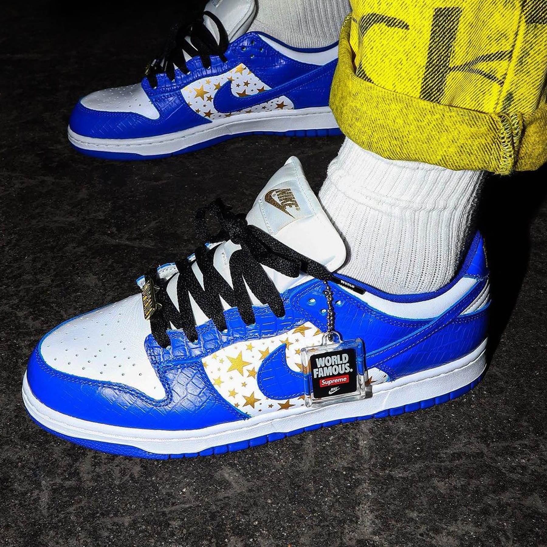 Supreme x Nike Dunk Low OG SB QS 'Hyper Royal' — UK 3 | EU 35.5 | US 3.5 — Alternate View 7