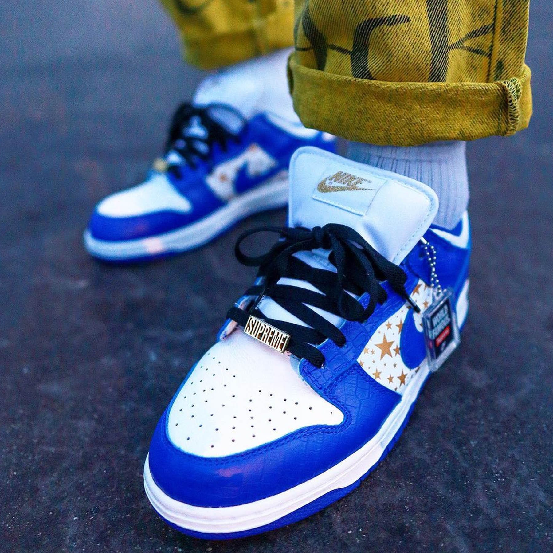 Supreme x Nike Dunk Low OG SB QS 'Hyper Royal' — UK 3 | EU 35.5 | US 3.5 — Lifestyle View