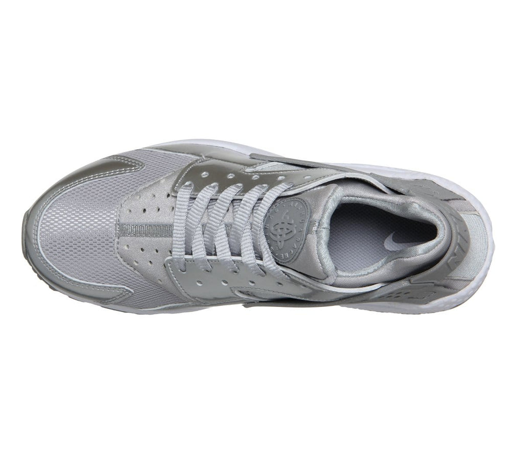 Nike Air Huarache 'Metallic Silver' — UK 3 | EU 35.5 | US 3.5 — Lifestyle View