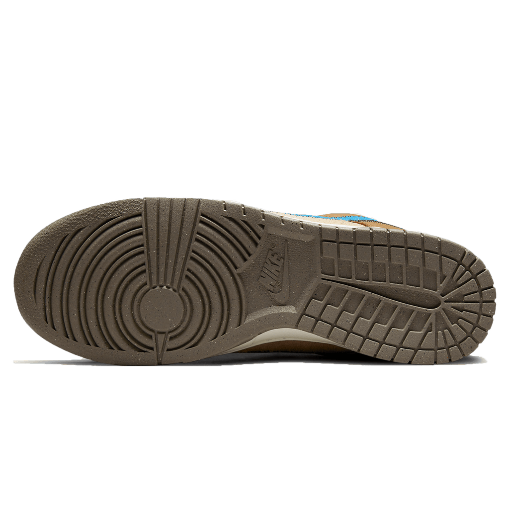 size? x Nike Dunk Low — UK 3 | EU 35.5 | US 3.5 — Top View
