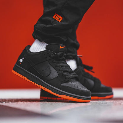 Staple x Nike SB Dunk Low Pigeon — UK 3 | EU 35.5 | US 3.5 — Lifestyle View