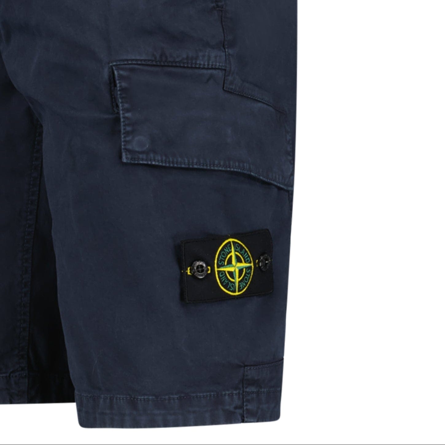 Stone Island Organic Cotton Stretch Broken Twill 'Old' Effect Cargo Shorts in Navy — W30 — Top View