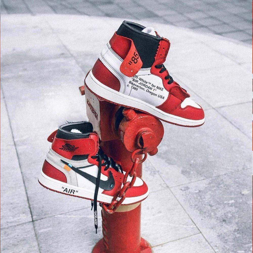 Off-White x Air Jordan 1 Chicago — UK 3 | EU 35.5 | US 3.5 — Alternate View 8