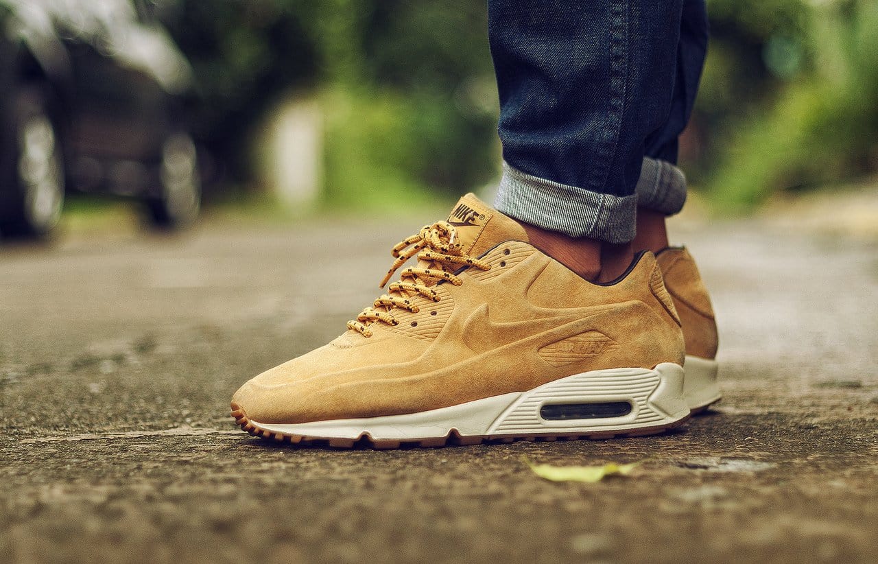 Nike Air Max 90 VT Premium QS Haystack — UK 3 | EU 35.5 | US 3.5 — Side View