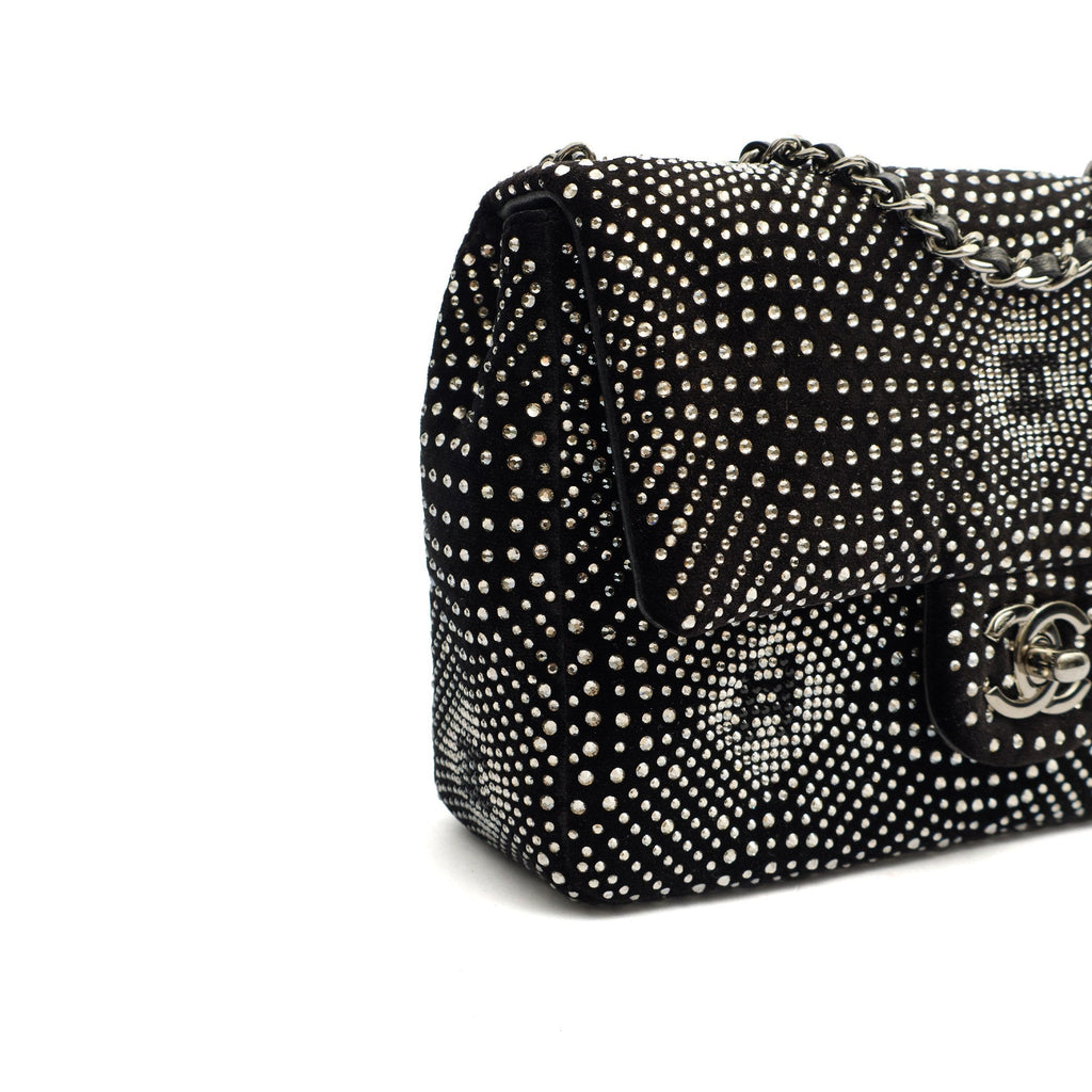 Chanel Shoulder Bag Flap Bag in Black, Velvet — Alternate View 16