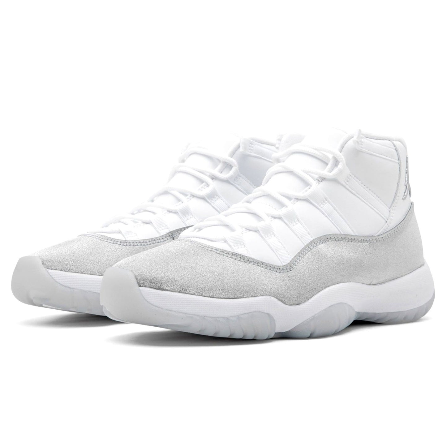 Air Jordan 11 Wmns Retro 'Vast Grey' — UK 2.5 | EU 35.5 | US 5 — Side View