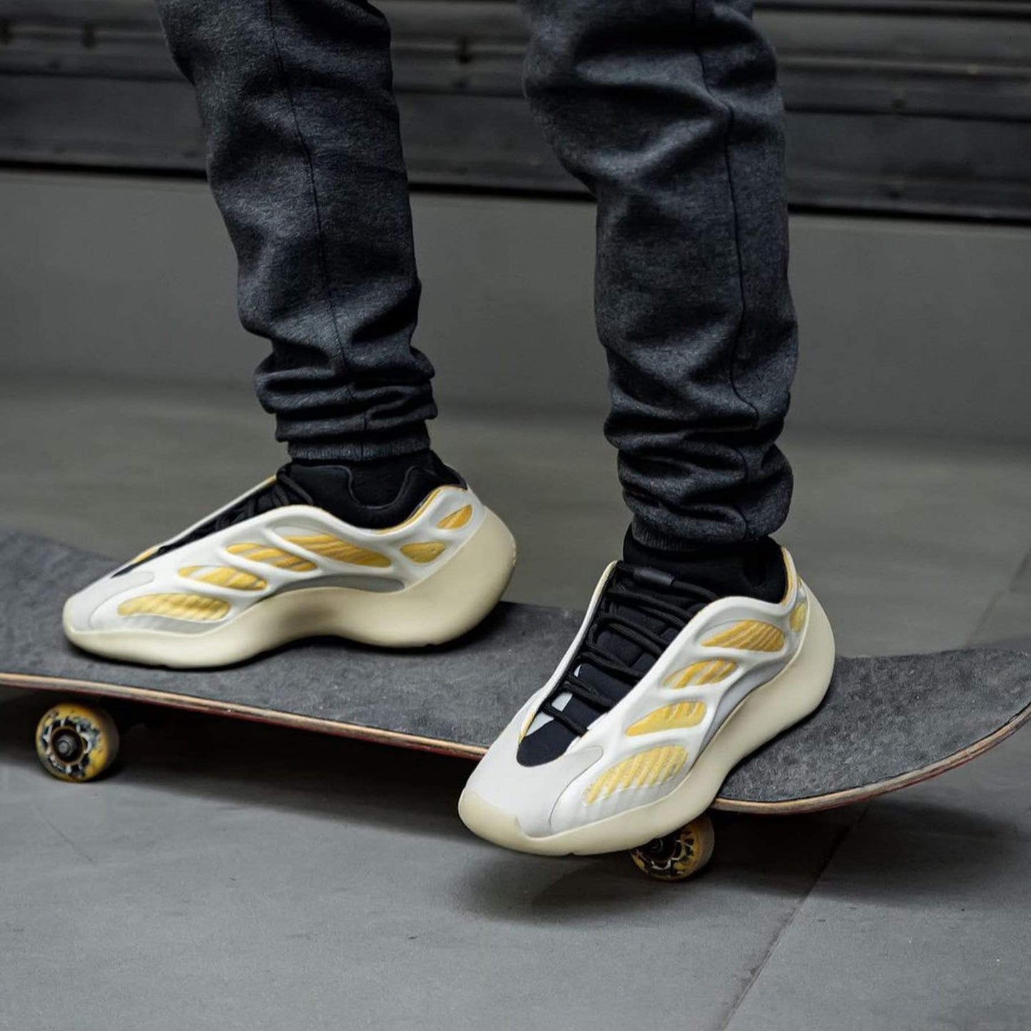 adidas Yeezy 700 V3 'Safflower' — UK 3.5 | EU 36 | US 4 — Alternate View 7