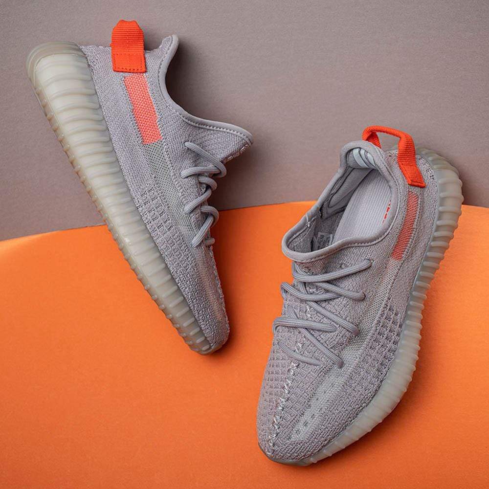 Yeezy Boost 350 V2 'Tail Light' — 3 UK | 35.5 EU — Alternate View 7