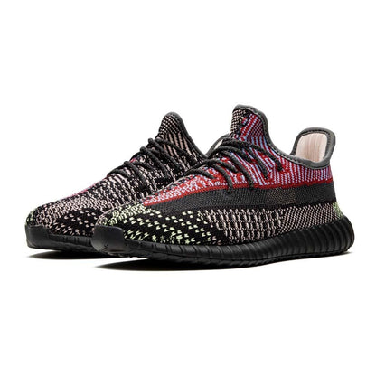 Adidas Yeezy Boost 350 V2 Kids 'Yecheil' — UK 0k | EU 16 | US 1k — Side View
