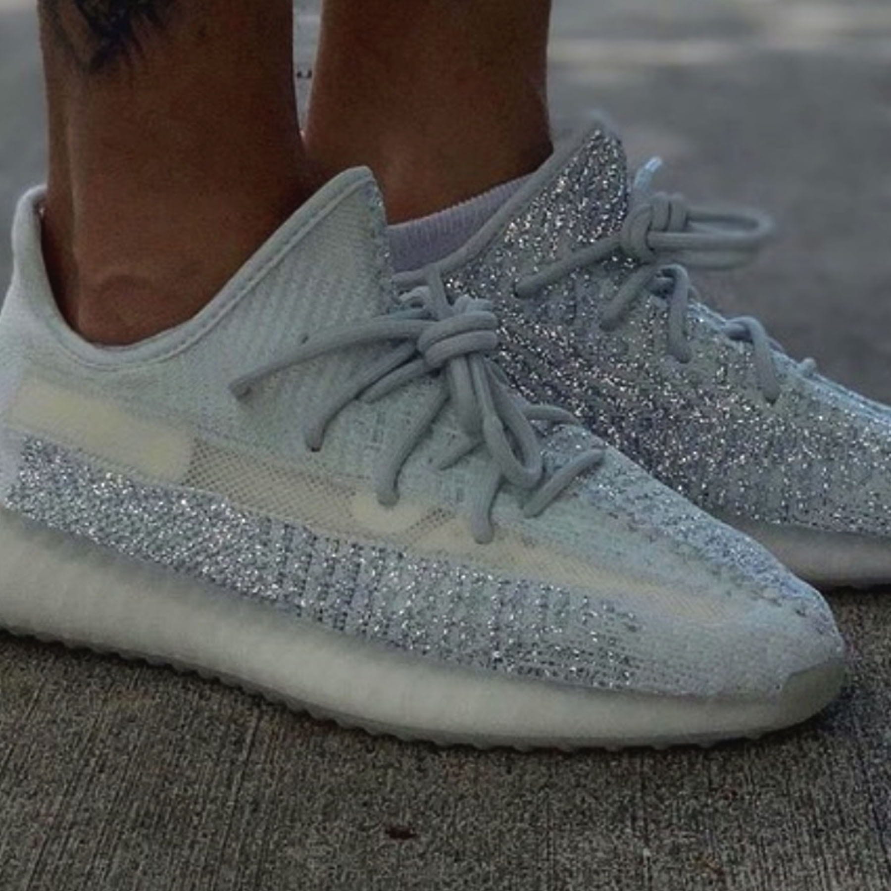 adidas Yeezy Boost 350 V2 'Cloud White Reflective' — UK 3.5 | EU 36 | US 4 — Alternate View 7