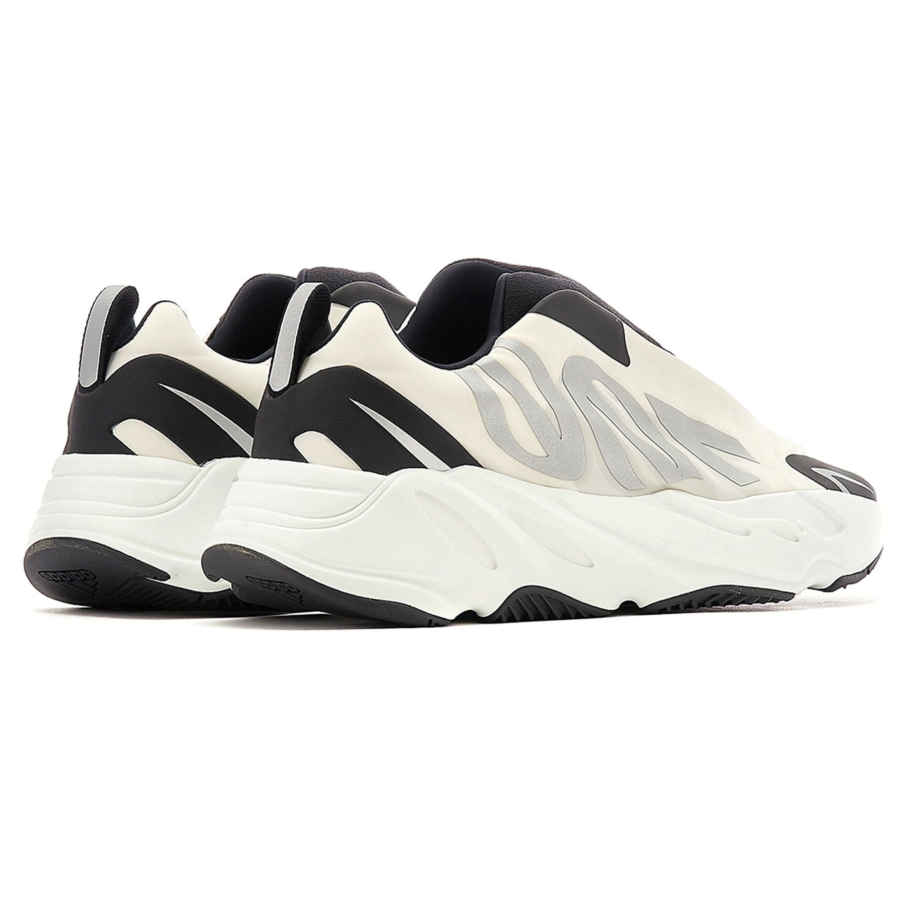 Yeezy Boost 700 MNVN Laceless 'Analog' — UK 3.5 | EU 36 | US 4 — Back View