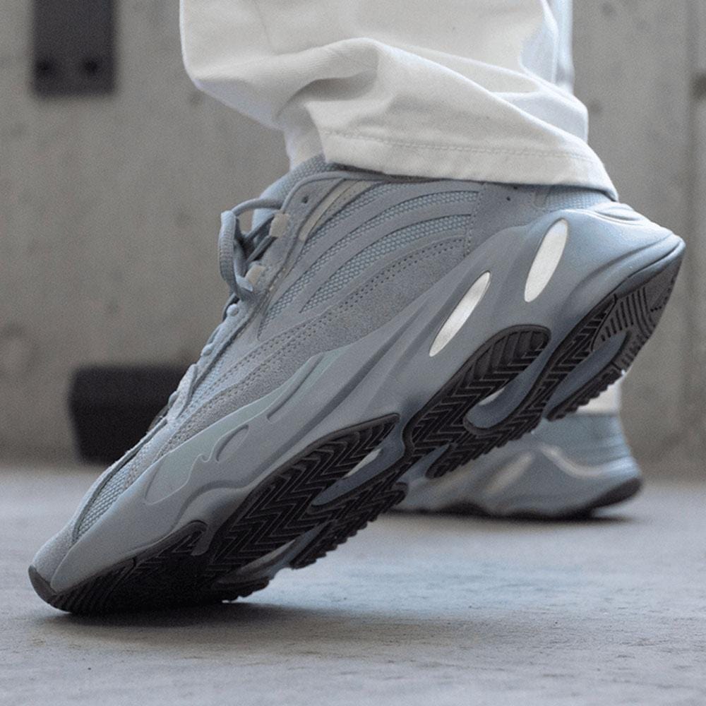 adidas Yeezy Boost 700 V2 'Hospital Blue' — UK 3.5 | EU 36 | US 4 — Alternate View 7