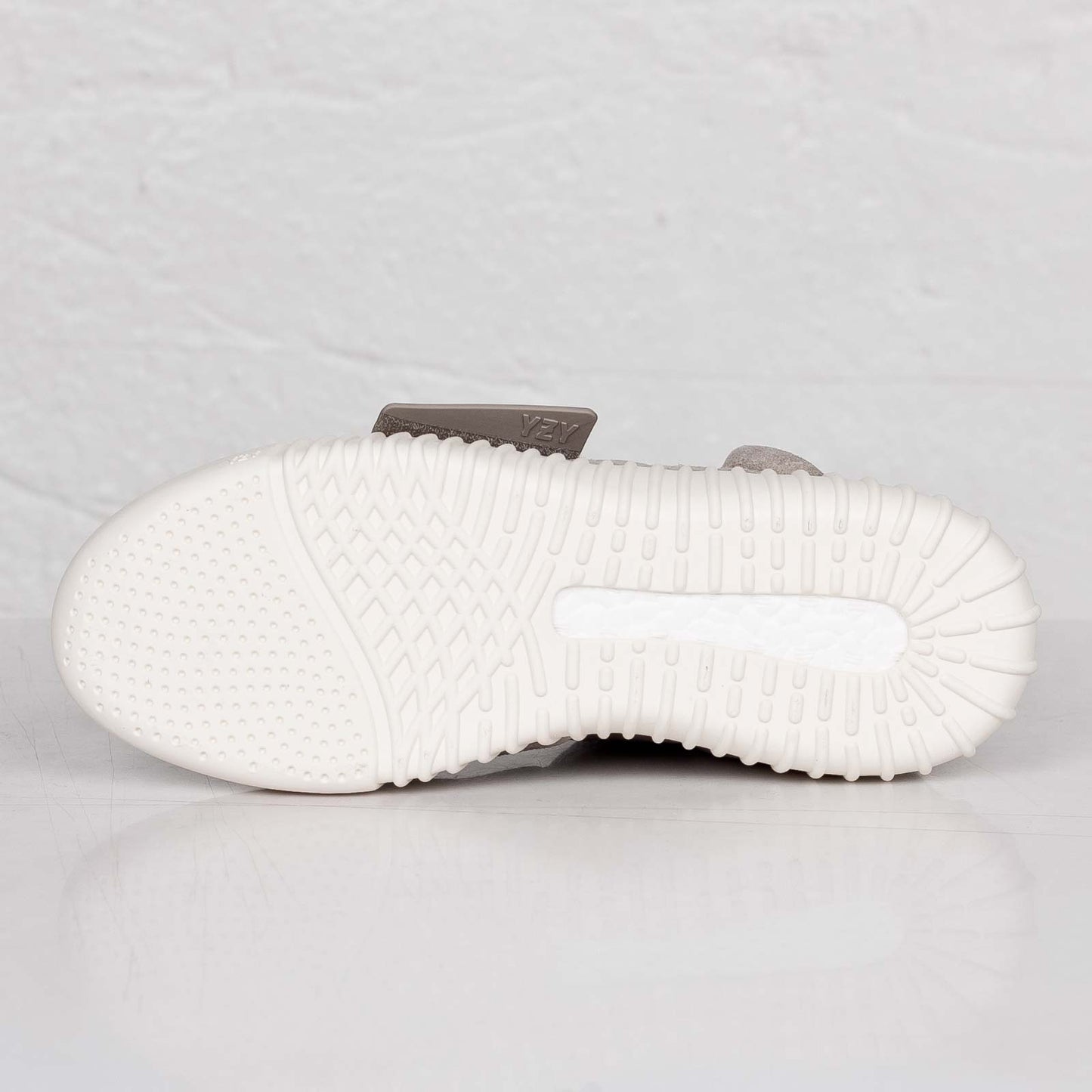 adidas Yeezy Boost 750 'OG' — UK 3.5 | EU 36 | US 4 — Alternate View 8