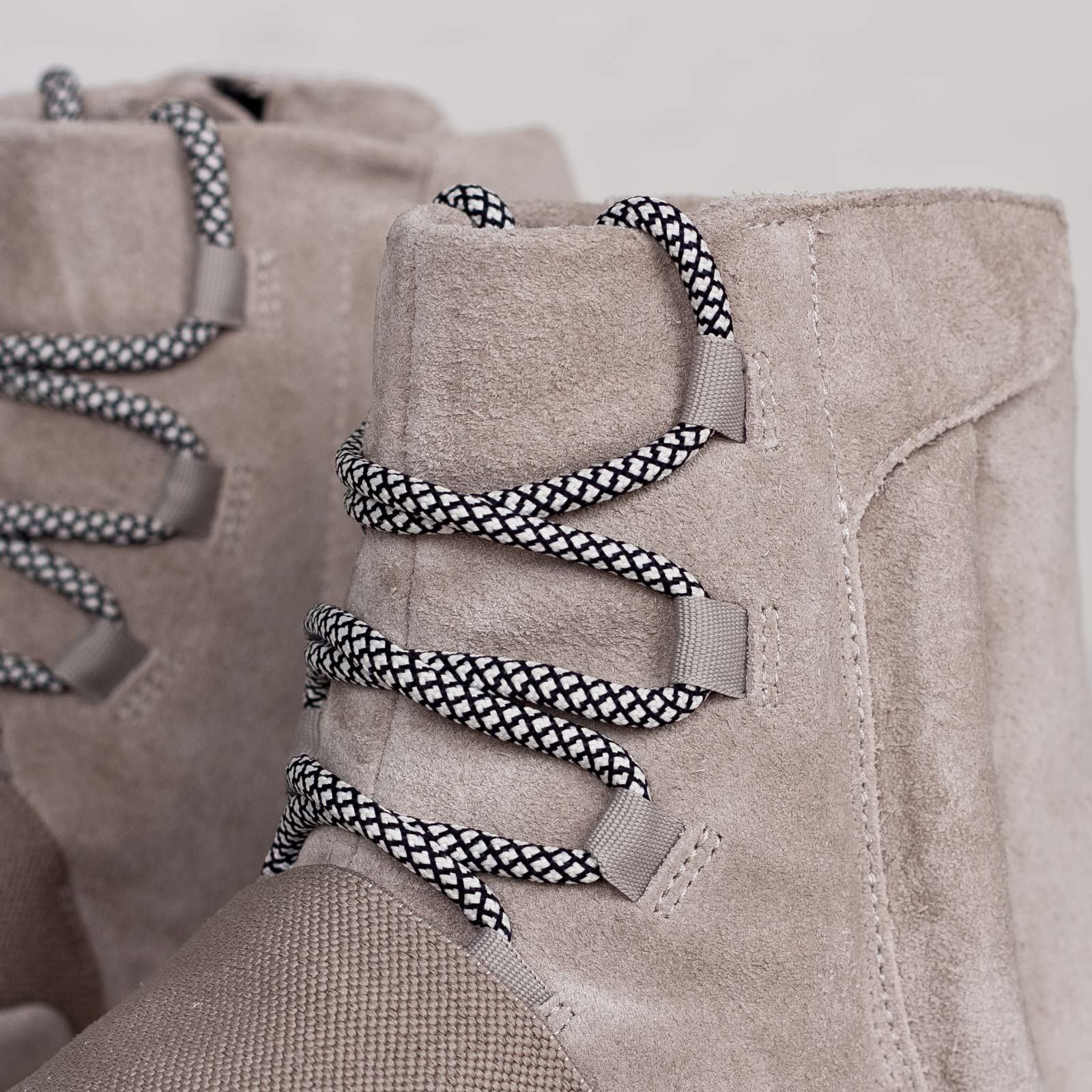 adidas Yeezy Boost 750 'OG' — UK 3.5 | EU 36 | US 4 — Lifestyle View