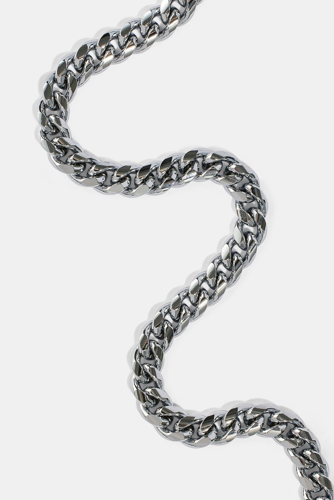 Cernucci Miami Cuban Chain - 5mm - White — 16" — Back View