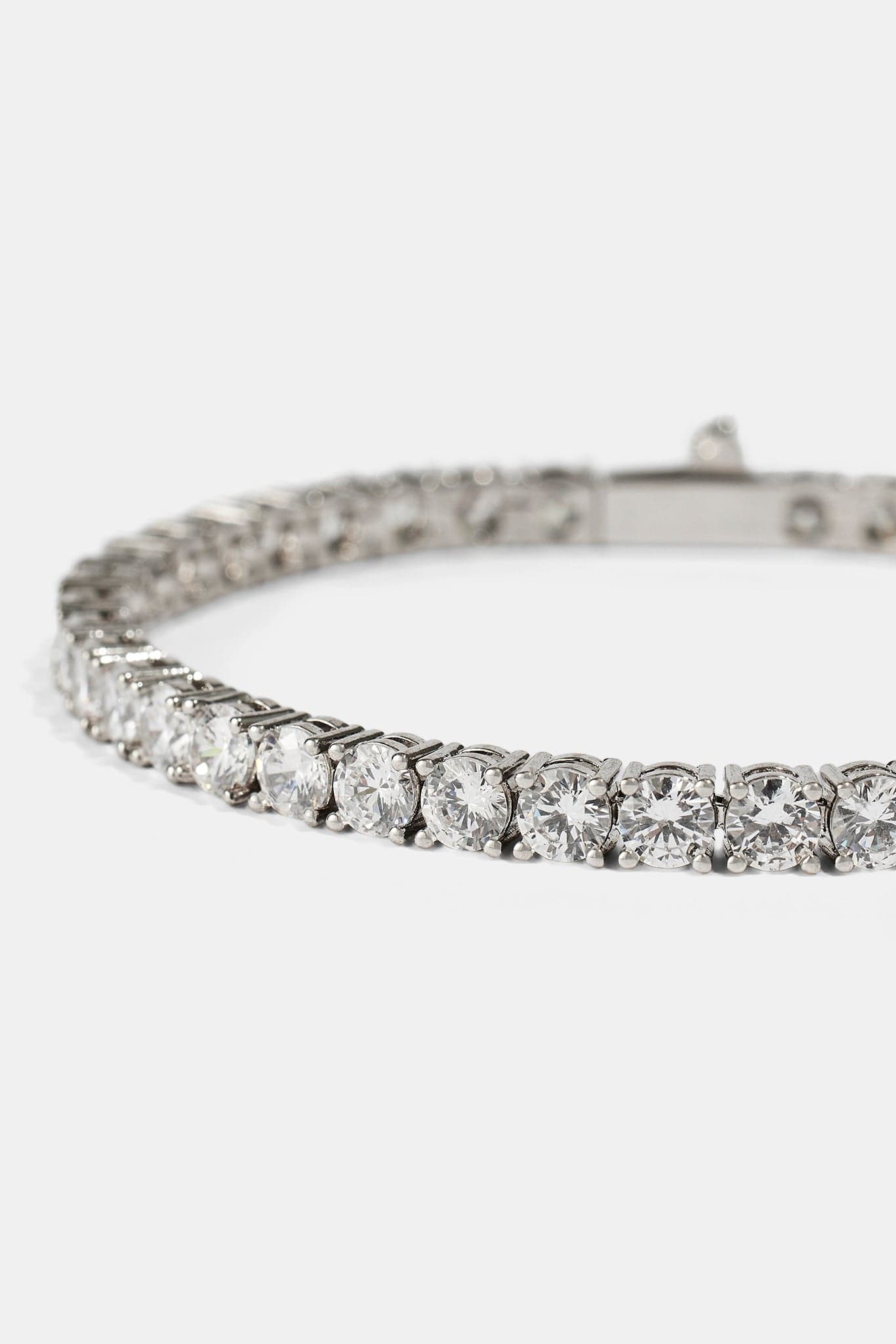 Cernucci 5mm Tennis Bracelet — 6" — Back View
